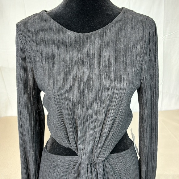 Lush Long Sleeve Twist Front Open Midrift Maxi Dress sz L - Picture 7 of 17